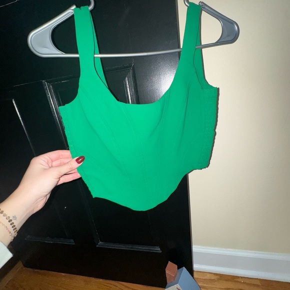 Amanda Uprichard Two-Piece Set in Jungle Green-Dale Skort & Fisher Top - Picture 6 of 12